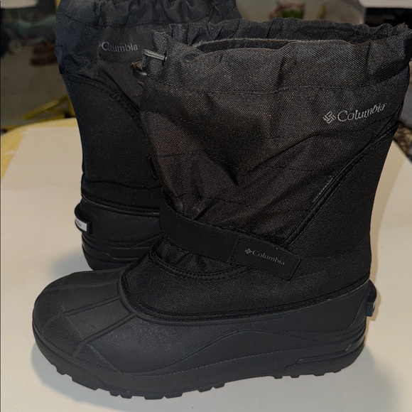 COLUMBIA snow boots women 7 Powderbug Plus Black *New - Picture 1 of 8